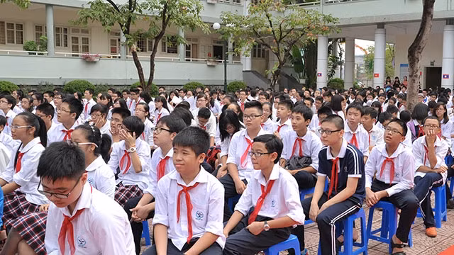 Trường THCS Cầu Giấy là một trong 14 trường chất lượng cao của thành phố. 