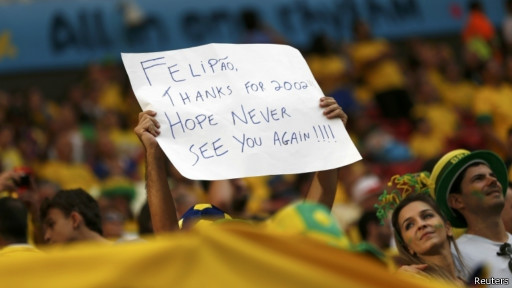 Liệu HLV Scolari có còn nhận được sự ủng hộ sau giải đấu năm nay?