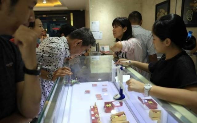 Giá vàng trong nước duy trì đà tăng theo xu hướng giá vàng thế giới. (Ảnh minh họa: SJC)