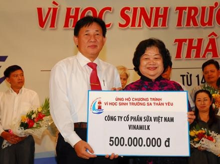Vinamilk ủng hộ 500 triệu đồng xây trường tại Trường Sa