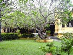 Lo cho Bảo tàng Điêu khắc Chăm