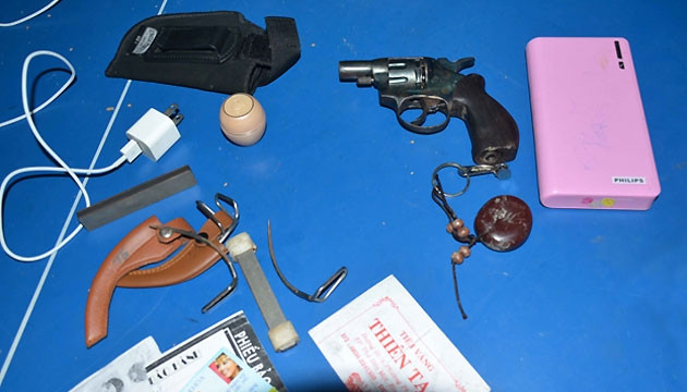 Tang vật thu được của các đối tượng.