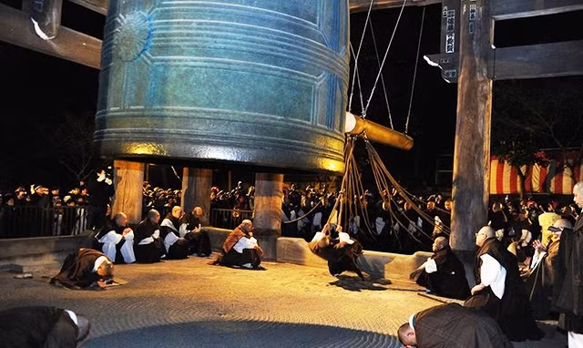 Câu hỏi vu vơ trong lòng nước Nhật 