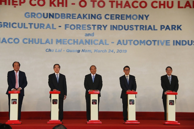 Thủ tướng Chính phủ Nguyễn Xuân Phúc bấm nút khởi công Khu CN nông – lâm nghiệp