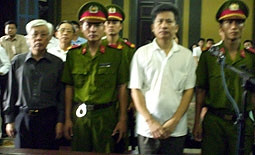 Giảm hai năm tù cho bị cáo Mai Văn Dâu