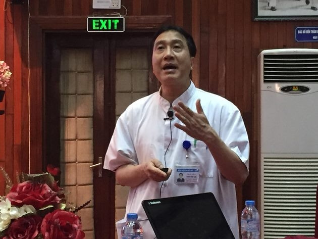 GS, TS Trịnh Hồng Sơn Sơn - Giám đốc Trung tâm Điều phối ghép tạng quốc gia, Phó Giám đốc Bệnh viện Việt Đức.