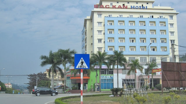 Công an bắt quả tang đối tượng Long đang vận chuyển cá thể hổ nặng 303 kg vào khách sạn Bắc Cạn. 