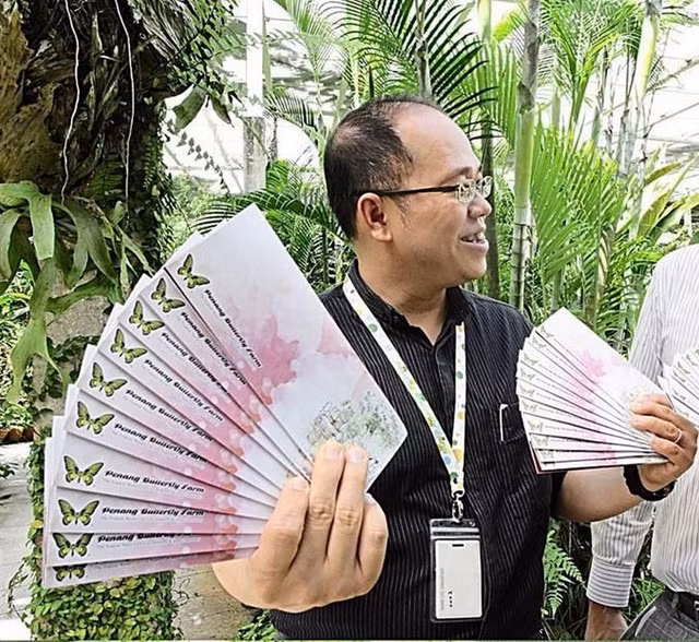 Ngài Bươm Bướm Giô-dép Hô.