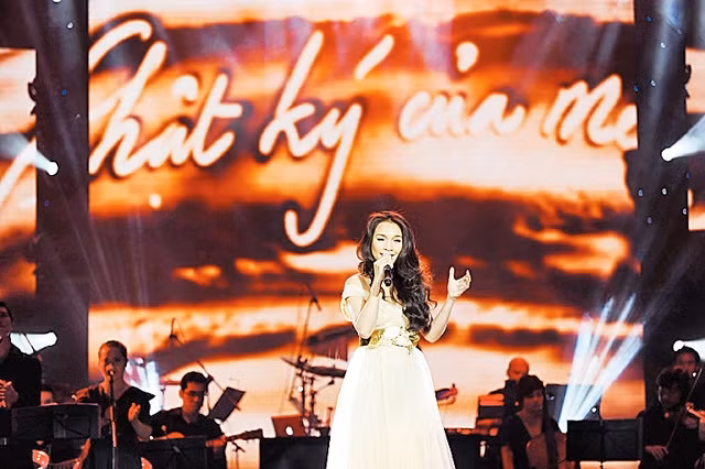 Nhật ký của mẹ được chuyển tải thành công với phần trình diễn của ca sĩ Hiền Thục.