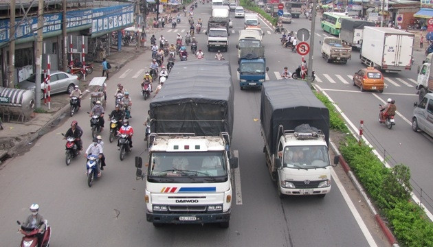 Các tài xế sẽ bị xử phạt nặng nếu uống rượu bia khi lái xe.