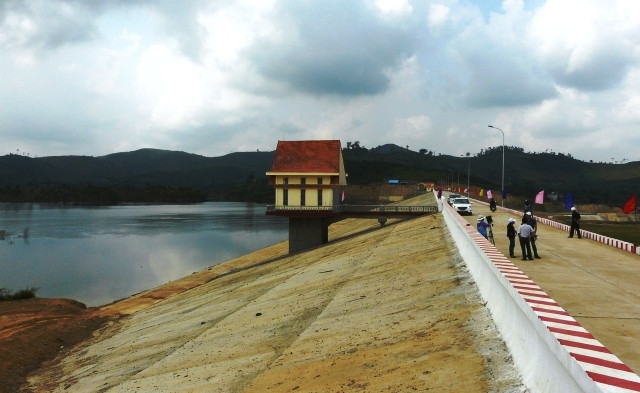 Một góc công trình thủy lợi hồ chứa nước Krông Pắc thượng.