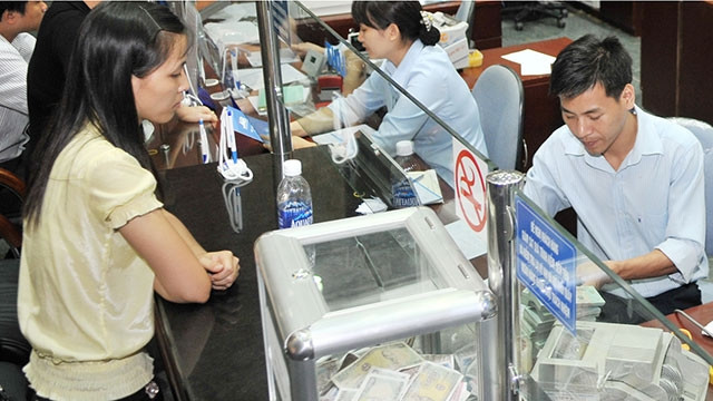 Những hòm tiền từ thiện của các tổ chức quyên góp ủng hộ hoàn cảnh khó khăn.