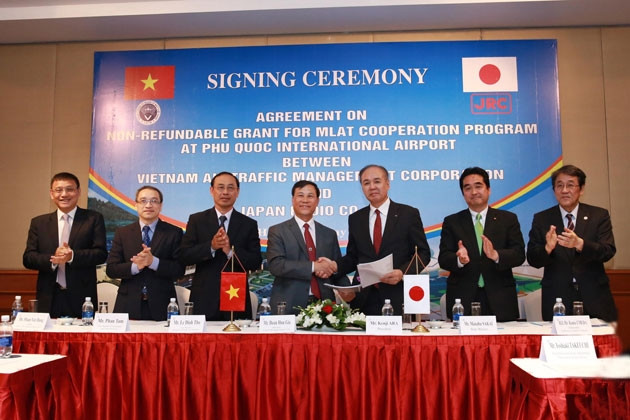 Nhật Bản tài trợ không hoàn lại 200 triệu yên hệ thống giám sát quản lý bay