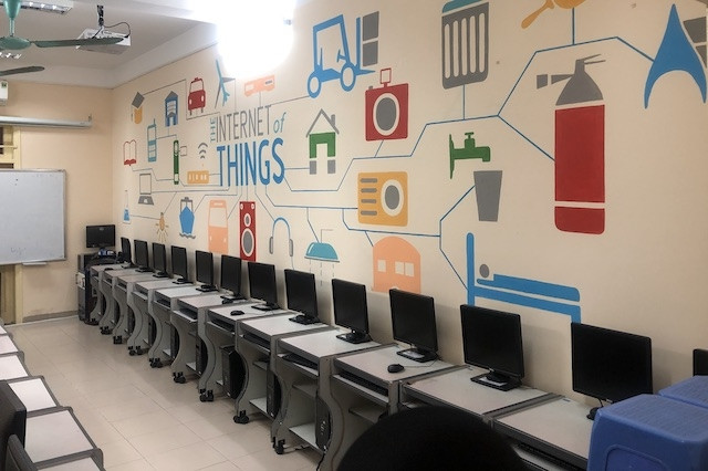 Phòng học Tin học tại Trường tiểu học Trần Quốc Toản, quận Hoàn Kiếm, Hà Nội (Ảnh minh hoạ)
