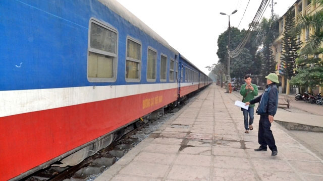 Từ ngày 26-1, ga Lào Cai tạm ngừng chạy đôi tàu khách SP7 và SP8. 