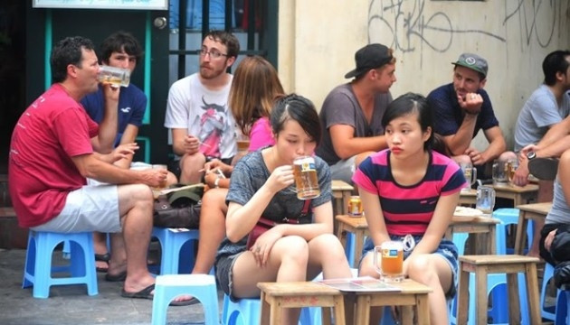 Nhiều tình huống “dở khóc, dở cười” nếu cấm bán bia