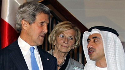 Mỹ và các nước đồng minh A-rập, châu Âu kêu gọi Tổng thống Át-xát từ bỏ quyền lực. (Ảnh: Internet)