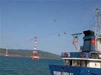 Cáp treo Vinpearl
trên cảng biển Nha Trang.