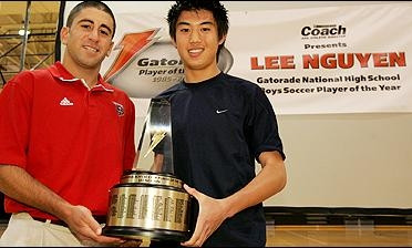 Cầu thủ Mỹ gốc Việt Lee Nguyễn gia nhập PSV Eindhoven