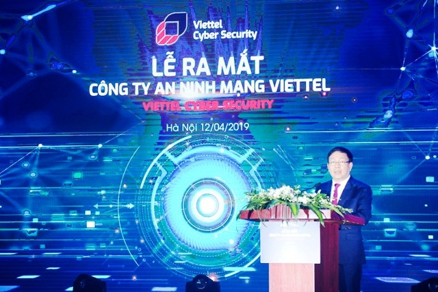 Thiếu tướng Lê Đăng Dũng, Quyền Chủ tịch kiêm Tổng Giám đốc Tập đoàn Viettel phát biểu tại buổi lễ.