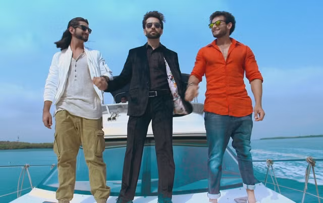 Ba chàng trai trong phim Cuộc chiến gia tộc.