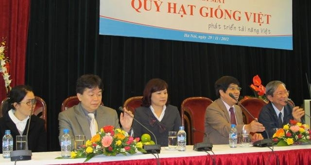 Họp báo về Quỹ Hạt giống Việt.