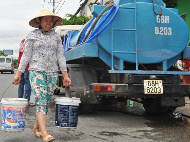 TP Rạch Giá bắt đầu khan hiếm nước ngọt