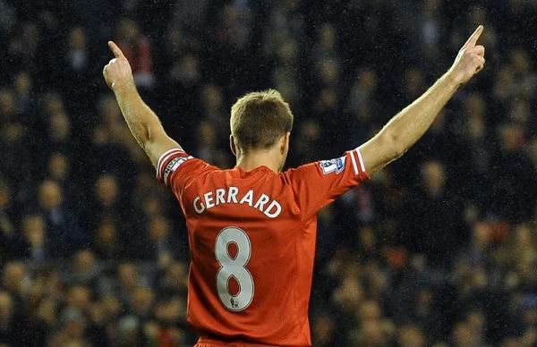 S. Gerrard - số 8 huyền thoại của Liverpool.