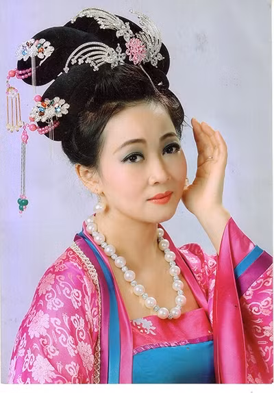 Nghệ sĩ Nhân dân Vương Hà - vắt kiệt mình, tỏa sáng