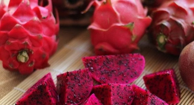 Năm tấn thanh long ruột đỏ của Việt Nam ra mắt thị trường Australia và bước đầu được người tiêu dùng đón nhận.