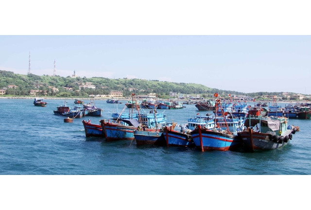 Một góc cảng cá đảo Bạch Long Vĩ.