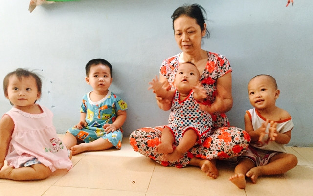 Chị Trần Ngọc Diệp - chủ nhóm trẻ gia đình Toàn Tâm, bắt đầu công việc của mình từ sự sẻ chia, thông cảm với những nữ công nhân.