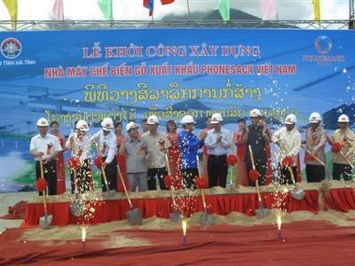 Khởi công xây dựng Nhà máy chế biến gỗ xuất khẩu Phonesack Việt Nam.