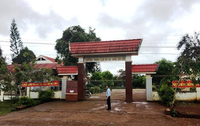 Trường THCS Trần Văn Ơn, nơi xảy ra các sai phạm.