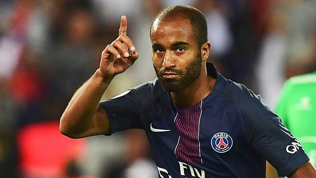 Lucas Moura có thể bị PSG rao bán