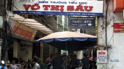 Con đường vào trường.