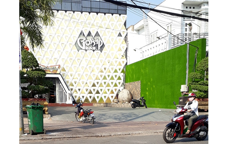 Quán bar Gossip tại TP Cà Mau.