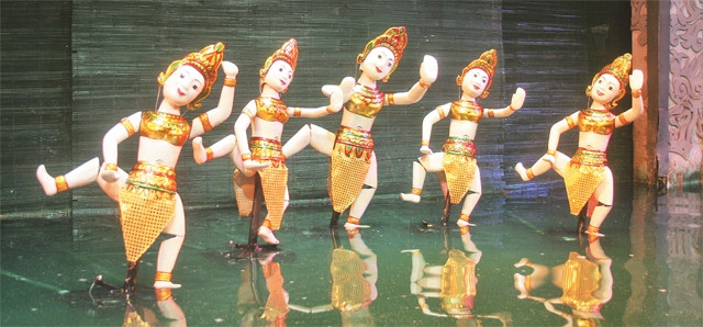 Đạt doanh thu 35 tỷ đồng/năm, nhưng Nhà hát Múa rối Thăng Long chủ yếu phục vụ khách quốc tế (98%) với chương trình chủ đạo là rối nước.