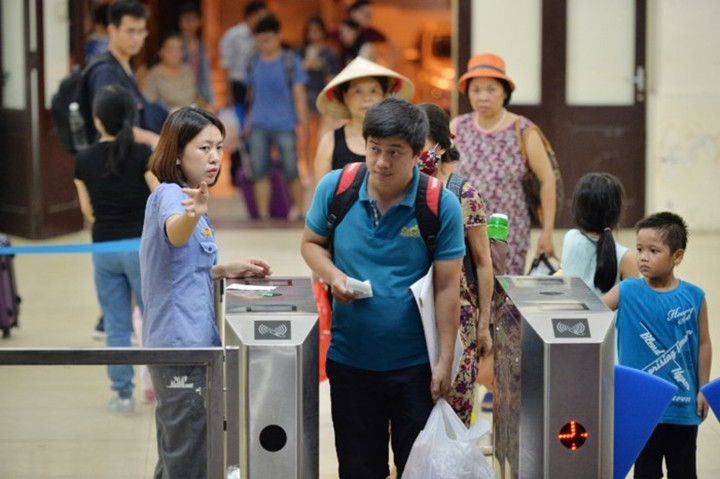 Ngành đường sắt áp dụng công nghệ, quy trình bán vé mới theo hướng mở rộng dải giá vé, bán vé sớm để hành khách chủ động kế hoạch đi tàu.