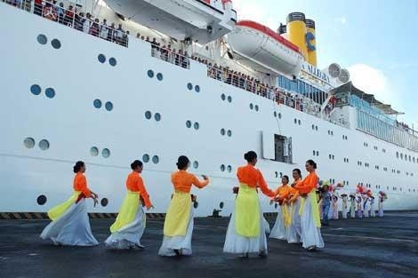 Hơn 15 nghìn du khách mua tour của lữ hành Saigontourist