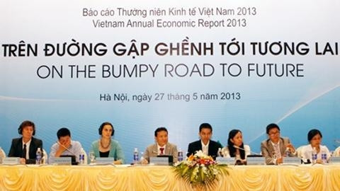 VEPR: Kinh tế Việt Nam còn “trên đường gập ghềnh”