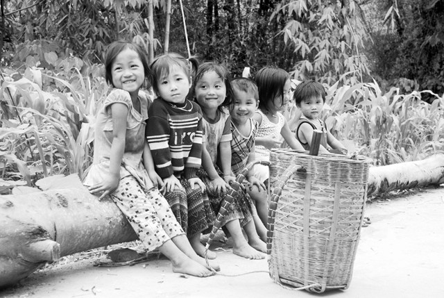 Trẻ em xã Lũng Hồ, huyện Yên Minh (Hà Giang).