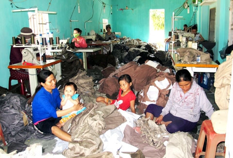 Xưởng may của chị Trần Thị Tiến.