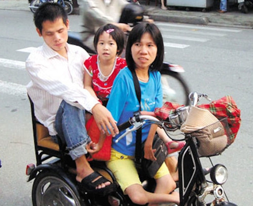 Dẫu cuộc sống khó khăn, Hùng - Vân vẫn chọn cách tự lập. (ảnh nhân vật cung cấp)