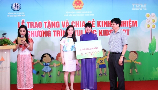 Gần 20.000 trẻ em được tham gia Chương trình giáo dục sớm Kidsmart của IBM 