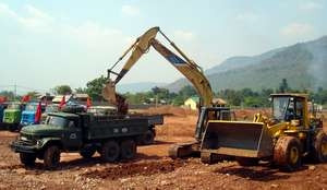 Khởi công xây dựng hệ thống nước thải.
