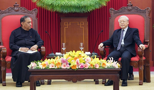 Tổng Bí thư Nguyễn Phú Trọng tiếp Chủ tịch Quốc hội Sri Lanka Karu Jayasuriya. Ảnh: TRỌNG HẢI