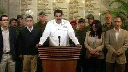 Phó Tổng thống Maduro thương tiếc báo tin Tổng thống Chavez qua đời