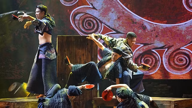 Một cảnh trong vở "Mỵ".