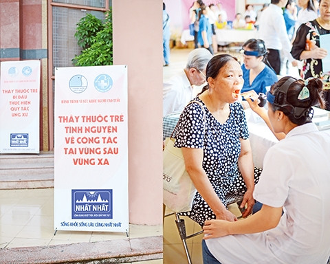 Hành trình vì sức khỏe người cao tuổi